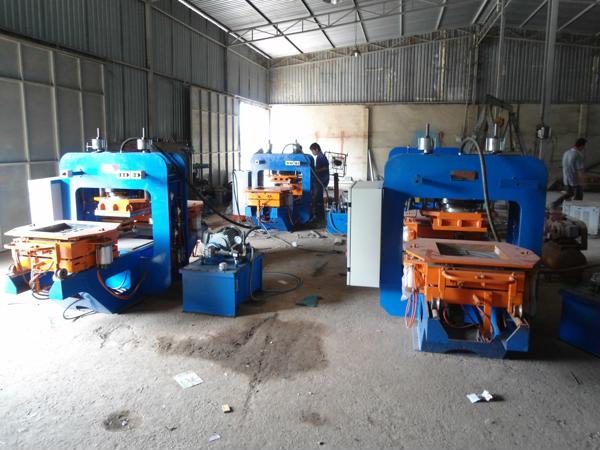 Máy ép gạch không nung Sivali Việt Nhật