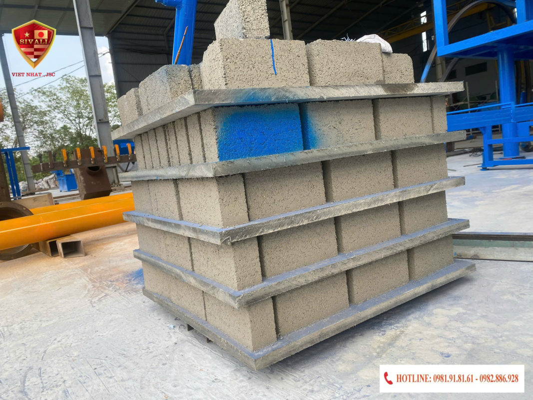 Máy ép gạch không nung Sivali Việt Nhật