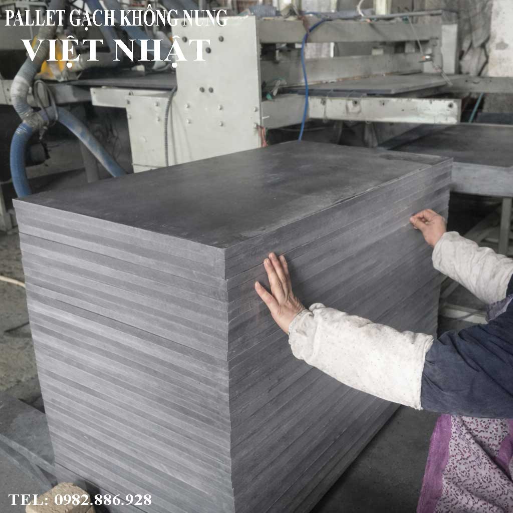 Hình ảnh pallet gạch không nung thực tế